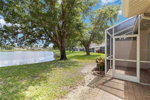 House in North Port, Florida 2 bedrooms, 136.75 sq.m. № 1883047 - photo 27