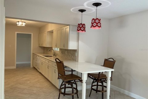 Casa en alquiler en Ocala, Florida, 3 dormitorios, 145.67 m2 № 1688196 - foto 5