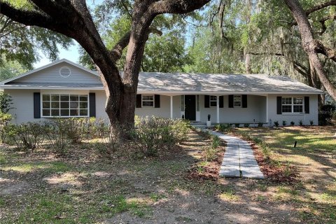 Casa en alquiler en Ocala, Florida, 3 dormitorios, 145.67 m2 № 1688196 - foto 1