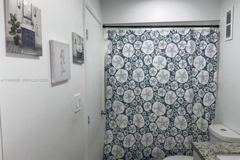 Купить кондоминиум в Майами, Флорида 2 спальни, 90.95м2, № 2062074 - фото 12