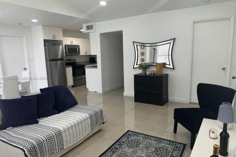 Купить кондоминиум в Майами, Флорида 2 спальни, 90.95м2, № 2062074 - фото 7