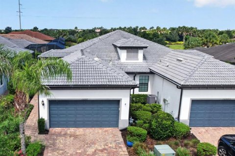 Villa ou maison à vendre à Sarasota, Floride: 2 chambres, 143.81 m2 № 2416953 - photo 7