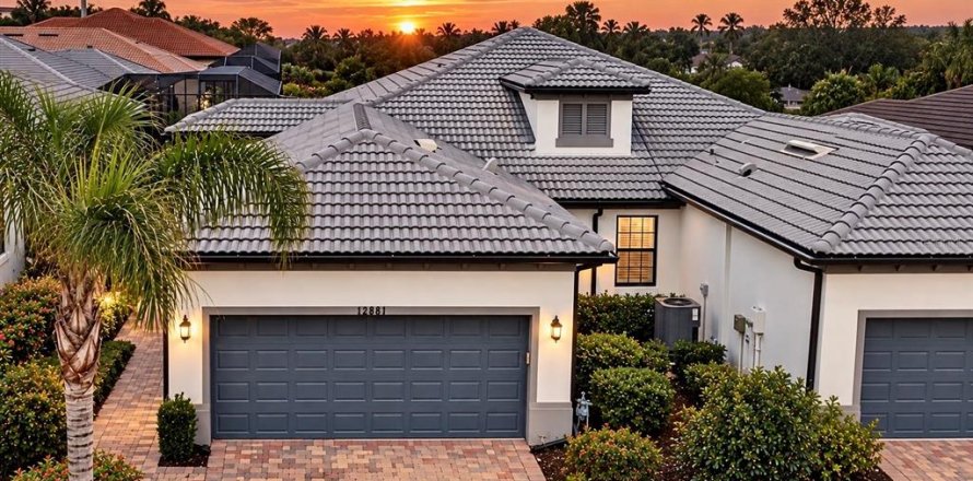 Villa ou maison à Sarasota, Floride 2 chambres, 143.81 m2 № 2416953