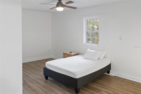 Villa ou maison à louer à Ocklawaha, Floride: 3 chambres, 180.88 m2 № 1854042 - photo 13