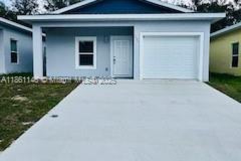 Casa en alquiler en Sebring, Florida, 3 dormitorios, 123.56 m2 № 1961409 - foto 1