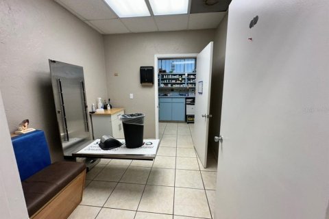 Commercial property in Ormond Beach, Florida 195.09 sq.m. № 2205342 - photo 12