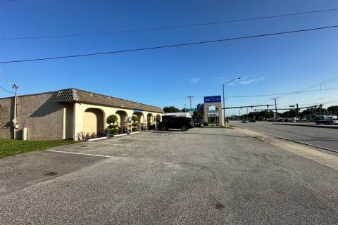 Commercial property in Ormond Beach, Florida 195.09 sq.m. № 2205342 - photo 25