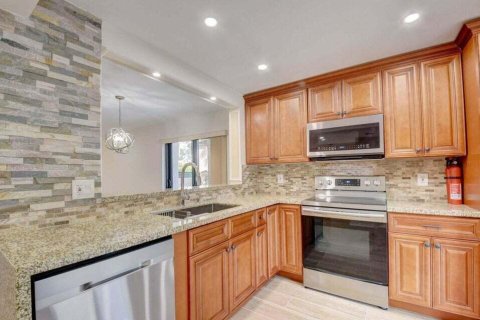 Copropriété à louer à Boca Raton, Floride: 2 chambres, 111.48 m2 № 2247049 - photo 6