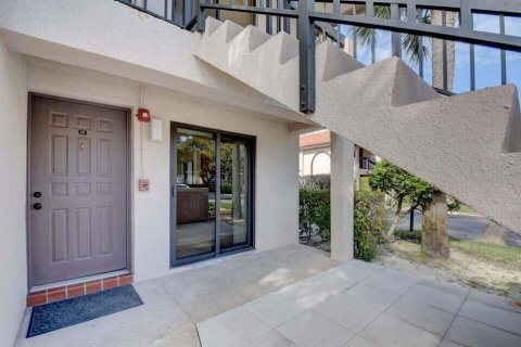 Copropriété à louer à Boca Raton, Floride: 2 chambres, 111.48 m2 № 2247049 - photo 3