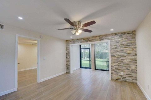Copropriété à louer à Boca Raton, Floride: 2 chambres, 111.48 m2 № 2247049 - photo 16