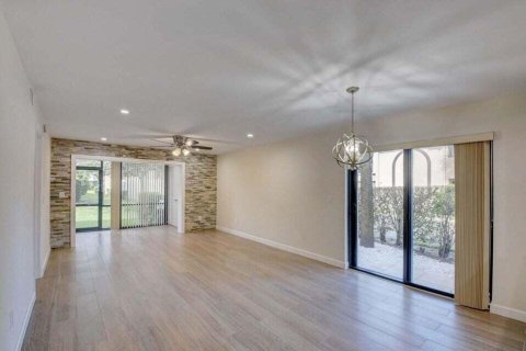 Copropriété à louer à Boca Raton, Floride: 2 chambres, 111.48 m2 № 2247049 - photo 10
