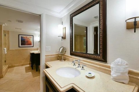 Condominio en venta en Islamorada, Village of Islands, Florida, 1 dormitorio, 51.1 m2 № 2085015 - foto 3