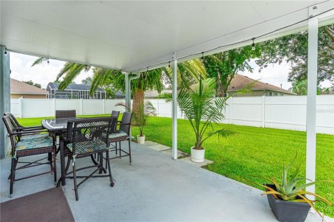 House in Port Orange, Florida 4 bedrooms, 192.49 sq.m. № 1916211 - photo 7