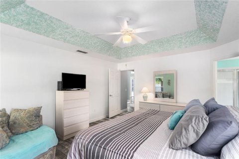 House in Port Orange, Florida 4 bedrooms, 192.49 sq.m. № 1916211 - photo 24