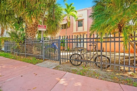 Hotel en venta en Miami Beach, Florida № 2001704 - foto 3