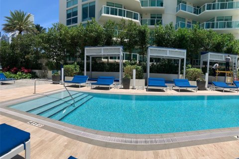 Condo in Sunny Isles Beach, Florida, 4 bedrooms  № 1949686 - photo 7