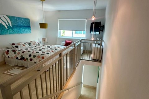 Condo in Sunny Isles Beach, Florida, 4 bedrooms  № 1949686 - photo 21