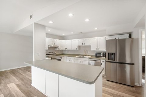 Casa en alquiler en Riverview, Florida, 3 dormitorios, 157 m2 № 1915414 - foto 4