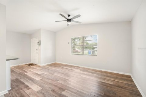 Casa en alquiler en Riverview, Florida, 3 dormitorios, 157 m2 № 1915414 - foto 8