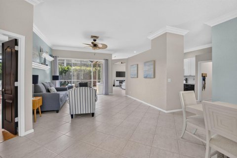 House in Delray Beach, Florida 3 bedrooms, 181.25 sq.m. № 2254896 - photo 13