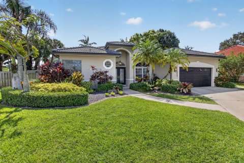 House in Delray Beach, Florida 3 bedrooms, 181.25 sq.m. № 2254896 - photo 2