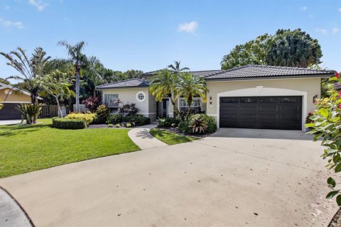 House in Delray Beach, Florida 3 bedrooms, 181.25 sq.m. № 2254896 - photo 4