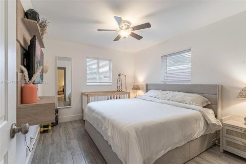 Commercial property in Oakland Park, Florida 201.97 sq.m. № 2004156 - photo 12