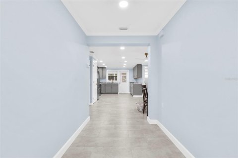 House in Bradenton, Florida 6 bedrooms, 151.9 sq.m. № 1856623 - photo 6