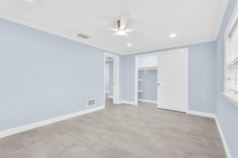 House in Bradenton, Florida 6 bedrooms, 151.9 sq.m. № 1856623 - photo 20