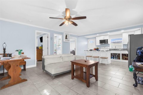 House in Bradenton, Florida 6 bedrooms, 151.9 sq.m. № 1856623 - photo 28