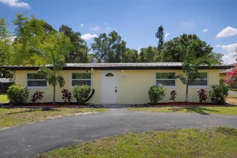 House in Bradenton, Florida 6 bedrooms, 151.9 sq.m. № 1856623 - photo 2