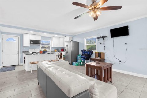 House in Bradenton, Florida 6 bedrooms, 151.9 sq.m. № 1856623 - photo 27
