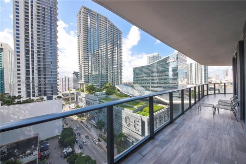 Снять в аренду кондоминиум в Майами, Флорида 3 спальни, 134.71м2, № 2001920 - фото 23