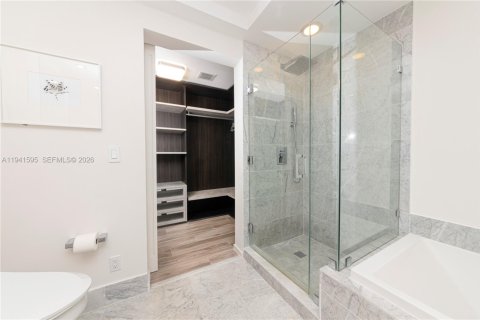Снять в аренду кондоминиум в Майами, Флорида 3 спальни, 134.71м2, № 2001920 - фото 19