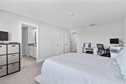 Touwnhouse à louer à Tampa, Floride: 4 chambres, 233.28 m2 № 1837037 - photo 16