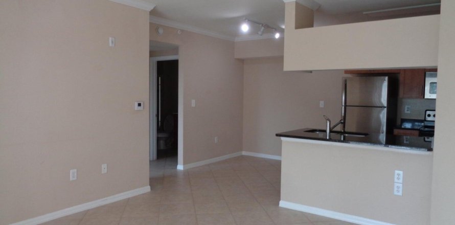 Condominio en West Palm Beach, Florida, 1 dormitorio  № 1071280
