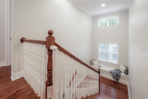 House in Tampa, Florida 4 bedrooms, 331.29 sq.m. № 1900154 - photo 19