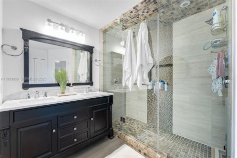 Townhouse in Miramar, Florida 3 bedrooms, 167.6 sq.m. № 1994556 - photo 24