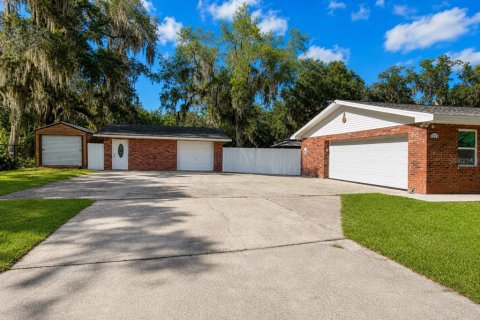 House in Arcadia, Florida 3 bedrooms, 175.59 sq.m. № 2284042 - photo 2