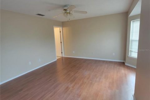 Townhouse in Winter Springs, Florida 2 bedrooms, 124.86 sq.m. № 1508570 - photo 20