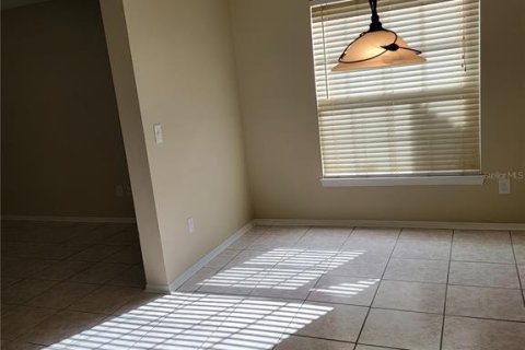 Townhouse in Winter Springs, Florida 2 bedrooms, 124.86 sq.m. № 1508570 - photo 11