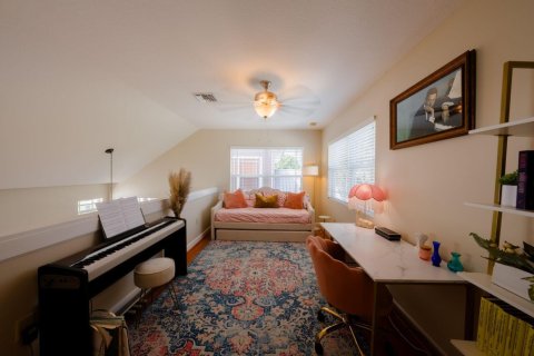 House in Okeechobee, Florida 1 bedroom, 136.01 sq.m. № 2175624 - photo 5