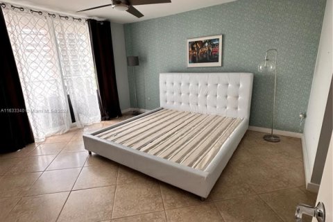 Condominio en venta en Miami, Florida, 1 dormitorio, 74.41 m2 № 1811298 - foto 5