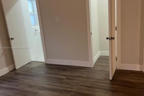 Appartement à louer à Miami, Floride: 1 chambre, 50.17 m2 № 1745860 - photo 6