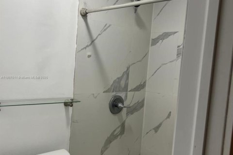 Appartement à louer à Miami, Floride: 1 chambre, 50.17 m2 № 1745860 - photo 8