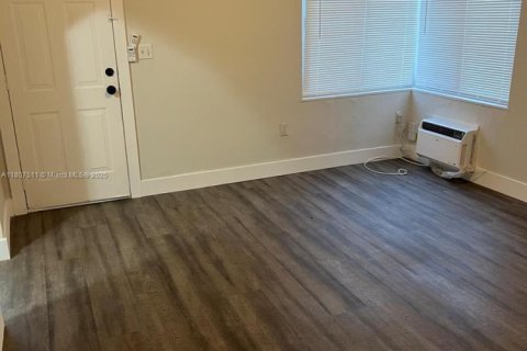Appartement à louer à Miami, Floride: 1 chambre, 50.17 m2 № 1745860 - photo 9