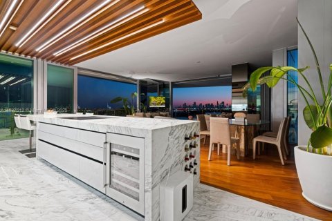Condominio en venta en Miami Beach, Florida, 3 dormitorios, 220.55 m2 № 1799095 - foto 10