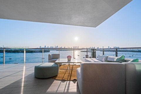 Condominio en venta en Miami Beach, Florida, 3 dormitorios, 220.55 m2 № 1799095 - foto 11