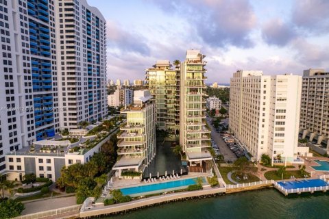 Condominio en venta en Miami Beach, Florida, 3 dormitorios, 220.55 m2 № 1799095 - foto 23