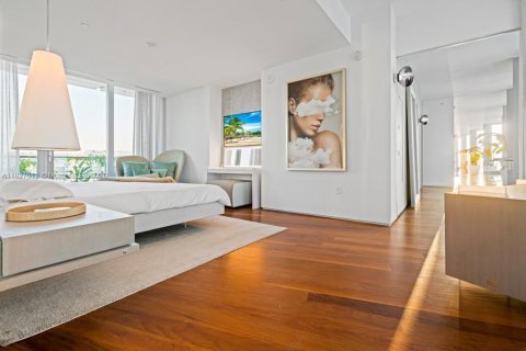 Condominio en venta en Miami Beach, Florida, 3 dormitorios, 220.55 m2 № 1799095 - foto 16